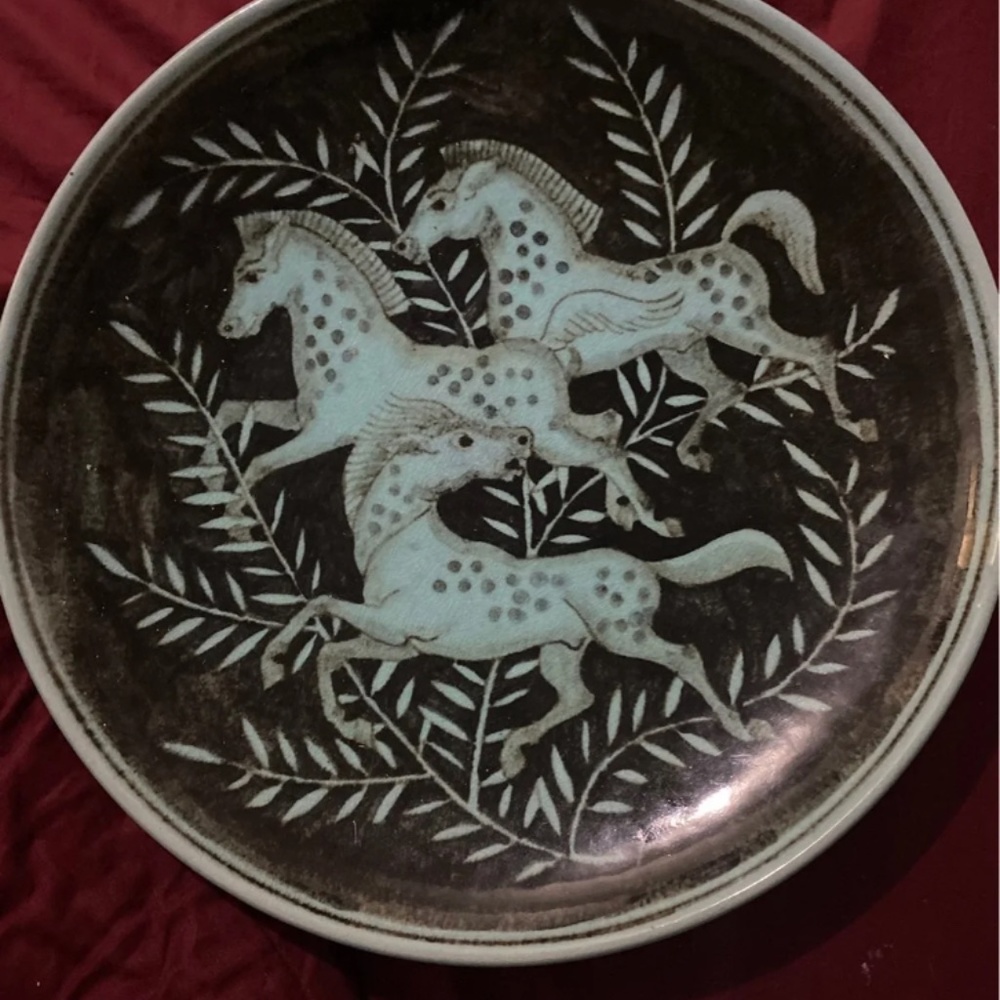 Majolika Karlsruhe. Ceramic wall plate. Germany. 1930 - 1940.